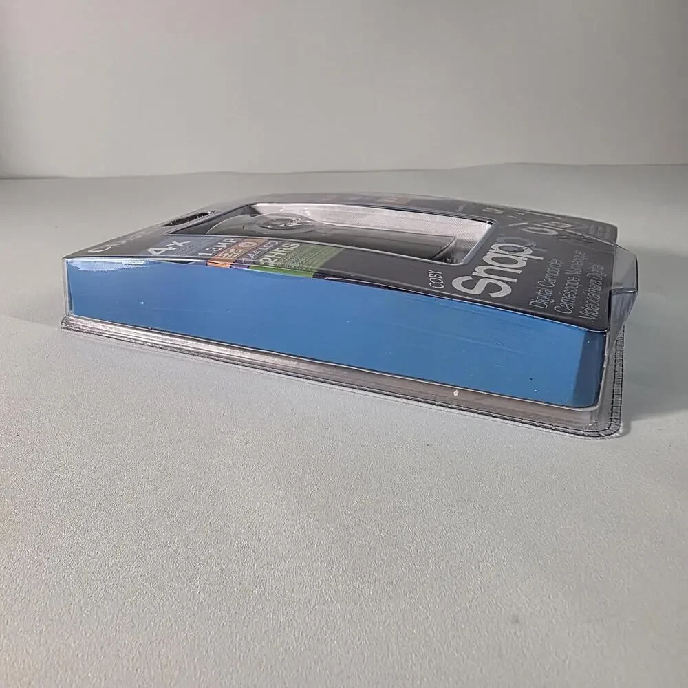 Coby Snapp CAM3001 Digital Camcorder 4x Digital Zoom 1.3MP Brand New In Package